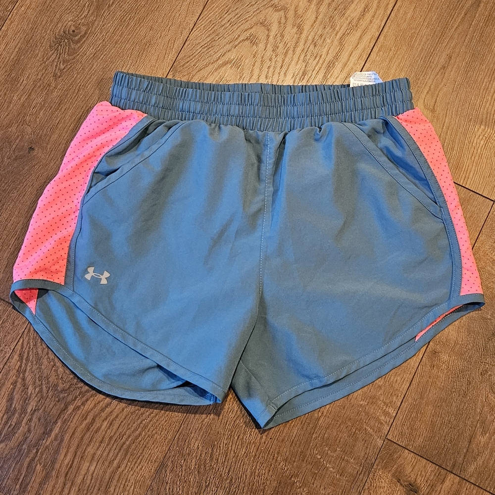Women's Under Armour Heatgear XS shorts